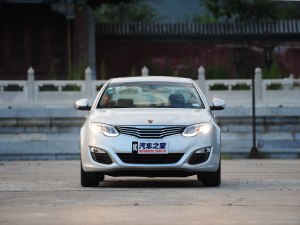 榮威上汽集團榮威5502013款 550S 1.8L 自動啟臻版