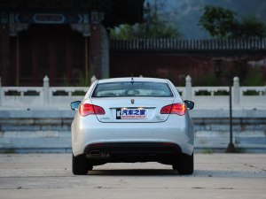 榮威上汽集團榮威5502013款 550S 1.8L 自動啟臻版