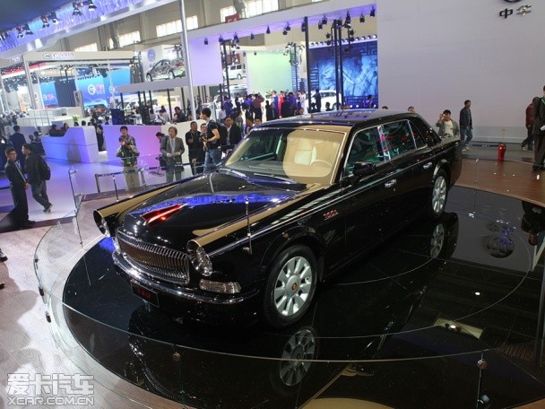 2012款紅旗L7