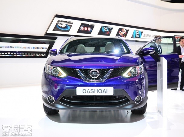 新逍客
