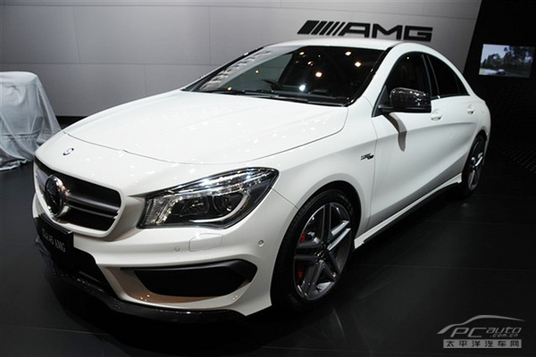 奔馳CLA45 AMG