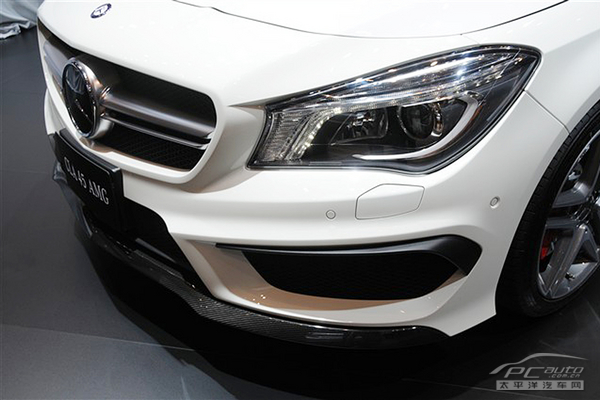 奔馳CLA45 AMG