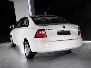 ˹���_(d��)�Ϻ���˹���_(d��)��J2013�� 1.4L �ք�(d��ng)���x��