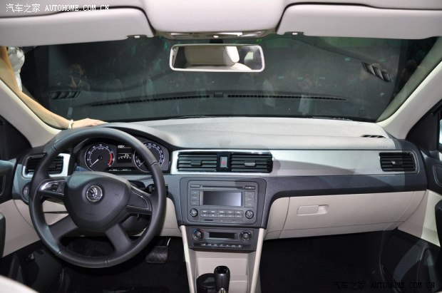 ˹���_(d��)�Ϻ���˹���_(d��)��J2013�� 1.4L �ք�(d��ng)���x��
