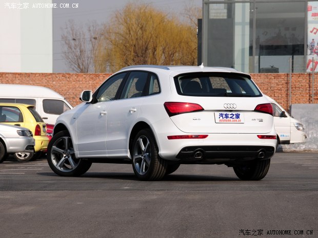 奧迪奧迪(進(jìn)口)奧迪Q5(進(jìn)口)2013款 45 TFSI 基本型