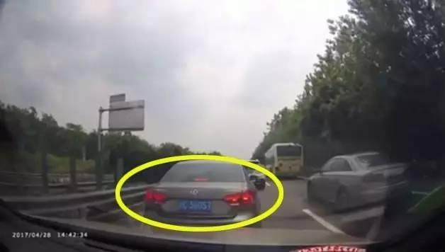 ����������ܶ��_�@�ӵ�׷β����