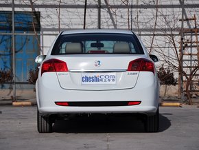 別克 1.5L 自動(dòng) 車輛正后方尾部視角
