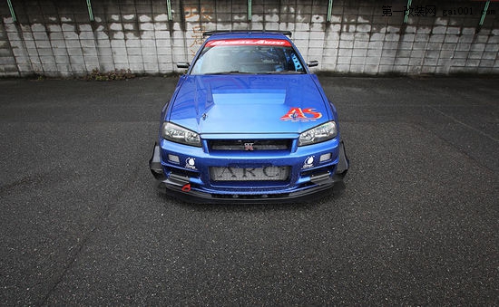 日本國寶級(jí)跑車 800匹日產(chǎn)GT-R R34改裝(2)
