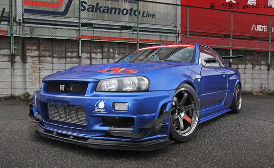 日本國寶級(jí)跑車 800匹日產(chǎn)GT-R R34改裝(5)