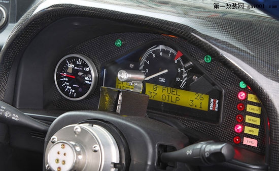 日本國寶級(jí)跑車 800匹日產(chǎn)GT-R R34改裝(17)