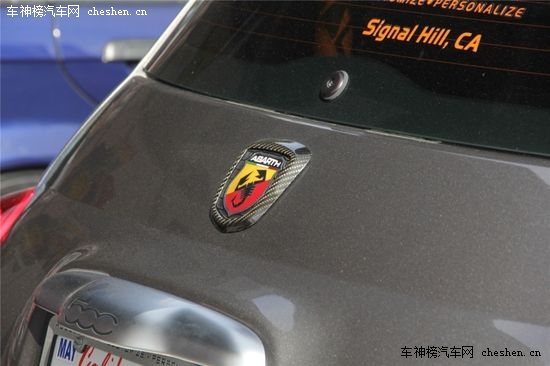 ����֮Ы SEMA�ϵķƁ���500 Abarth���b SEMA���Ɓ���500 Abarth����܇���b