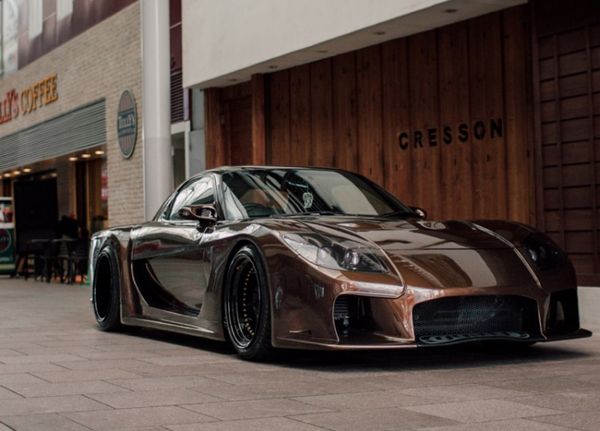 超低空低空飛行 馬自達(dá)RX-7驚人低趴改裝