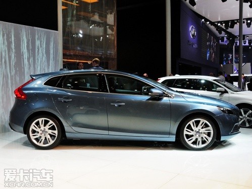 �֠���V40