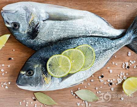 魚_旋轉(zhuǎn)