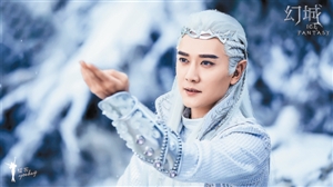 《幻城》男主角馮紹峰的美瞳相對低調(diào)些