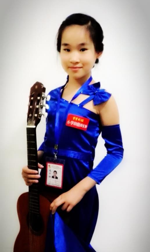 ��耳�������(ji��)���H���������ِ12�q�Ї�С����Ó�f����