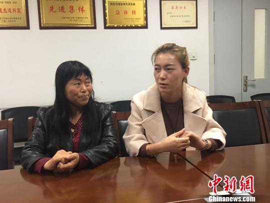 男子飛機(jī)上鼻血不止同航班醫(yī)生緊急施救