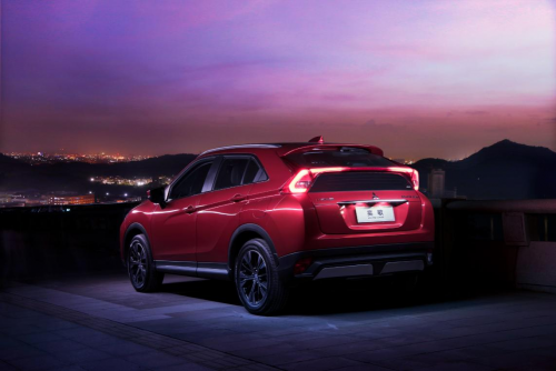 �o����SUV�x�V�������ȸ裬�ܲ��M(j��n)��ُ܇�_(d��)������
