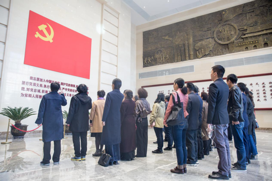 ��������˹�W(xu��)ԺУ�hί��Փ�W(xu��)��(x��)���ĽM(�U(ku��)��) �e�С�������������ӛʹ�������}���������μ��ЌW(xu��)��(x��)��ӑ
