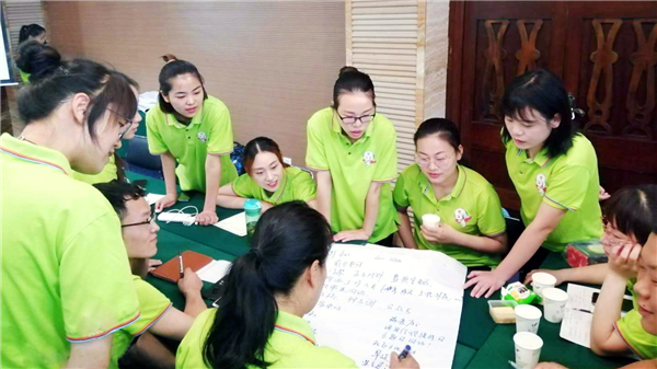 綠能量 勇?lián)?dāng)——綠都物業(yè)第二季管家集訓(xùn)詮釋專業(yè)服務(wù)