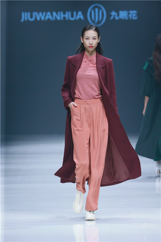  YINJI PLAZA   �y��ԭ��(chu��ng)Ʒ��FASHION SHOW ��2019��ԭ���H�r(sh��)�b�����ݡ�ʢ����䡱