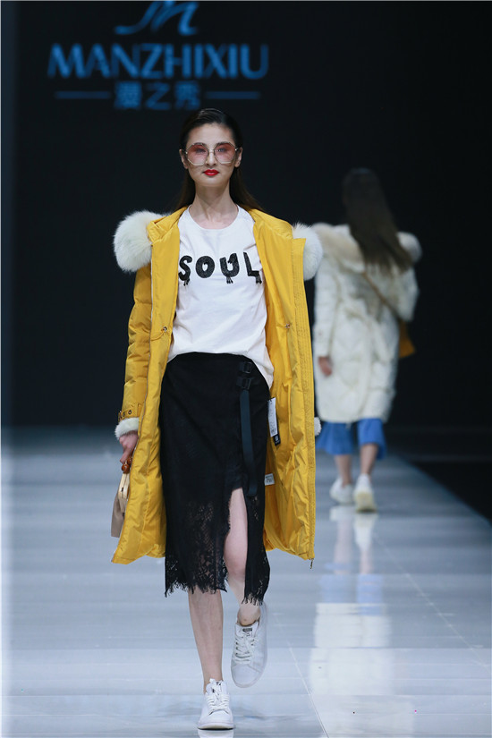  YINJI PLAZA   �y��ԭ��(chu��ng)Ʒ��FASHION SHOW ��2019��ԭ���H�r(sh��)�b�����ݡ�ʢ����䡱