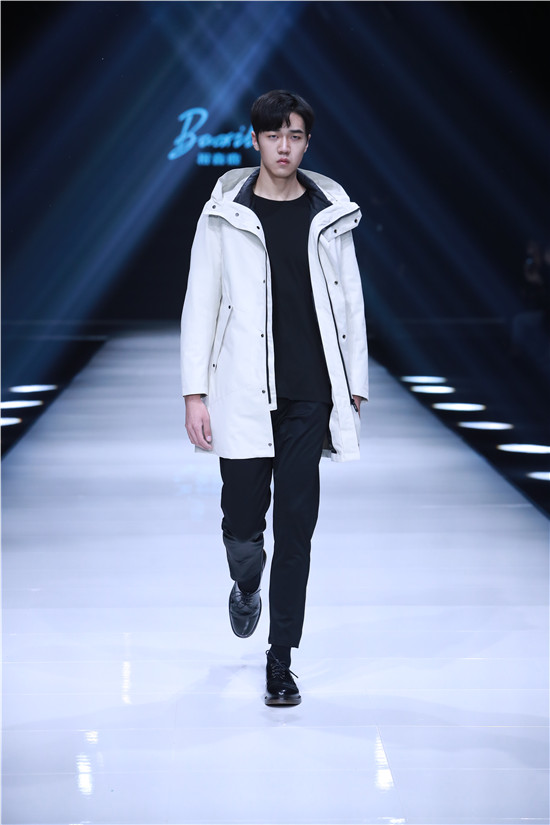  YINJI PLAZA   �y��ԭ��(chu��ng)Ʒ��FASHION SHOW ��2019��ԭ���H�r(sh��)�b�����ݡ�ʢ����䡱