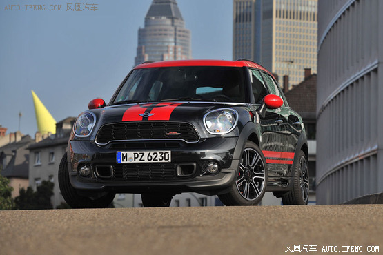 MINI家族JOHN COOPER WORKS于今晚上市
