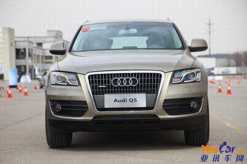 ��ʿ���A�ĵ����{ �Ŀ���ASUV܇�����]