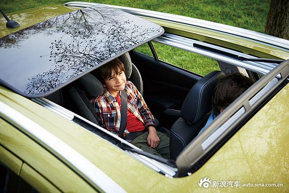 鈴木S-cross車型官方圖片