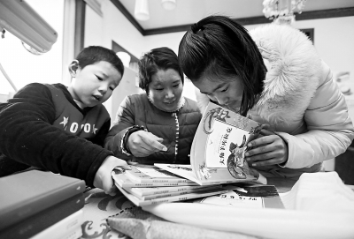 “感動中國”繪就河南人大愛群像