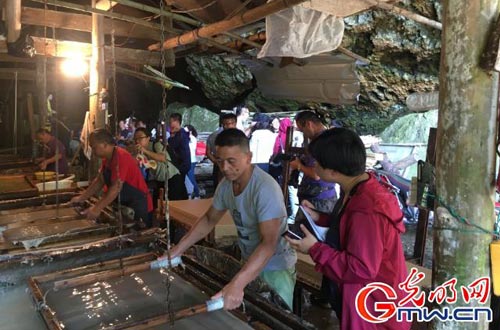 【喜迎十九大 文脈頌中華】讓傳統(tǒng)工藝和現(xiàn)代設(shè)計相得益彰