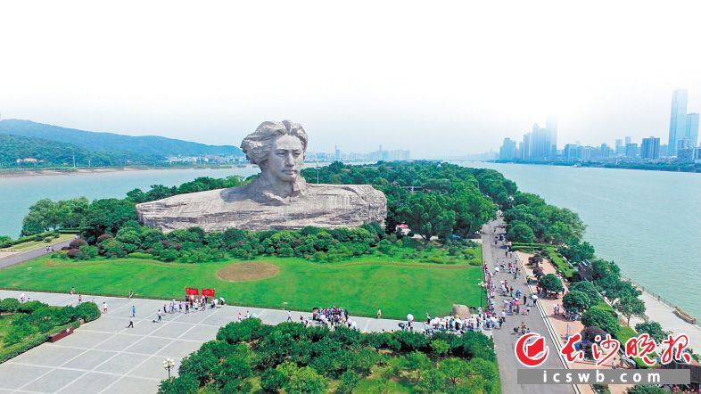 ��������������־�� �z