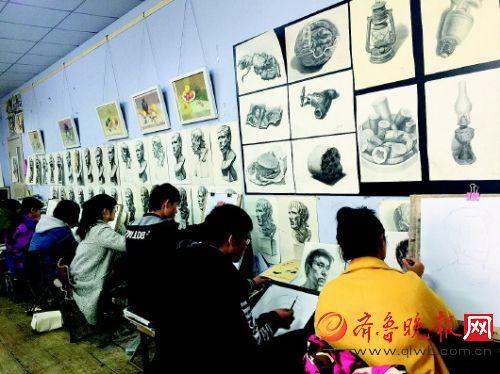 2017藝考生孤軍奮戰(zhàn) 不少人因不懂規(guī)則而走彎路