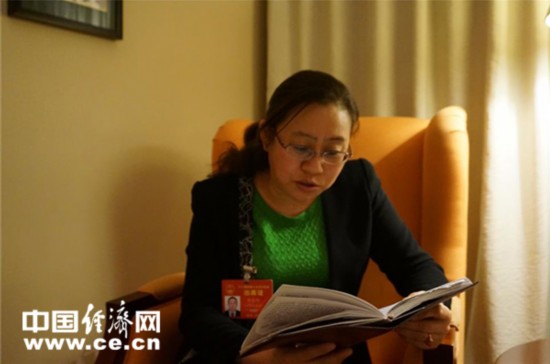 ȫ���˴������ɽ�|ʡ̩�����¸��ЌW(xu��)�̎������� �Ї���(j��ng)���W(w��ng)ӛ�����x/�z