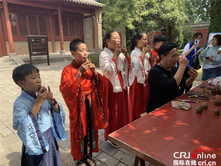 【中國(guó)夢(mèng)黃河情】走進(jìn)武陟:黃河第一觀史述黃河 人民勝利渠造福人民_fororder_黃河泥塤表演