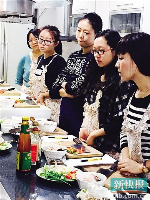 廣州現(xiàn)“高價”廚藝課引爭議:一節(jié)課兩百多元