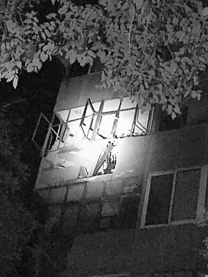 陽臺(tái)面目全非