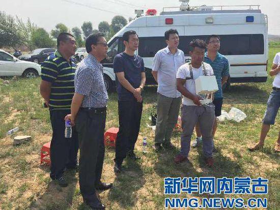 內(nèi)蒙古警方出動(dòng)無(wú)人機(jī)搜索 命案嫌犯被圍后自殺