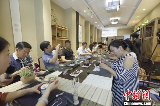 中日傳統(tǒng)香茶文化交流與青年創(chuàng)業(yè)者論壇天津啟幕