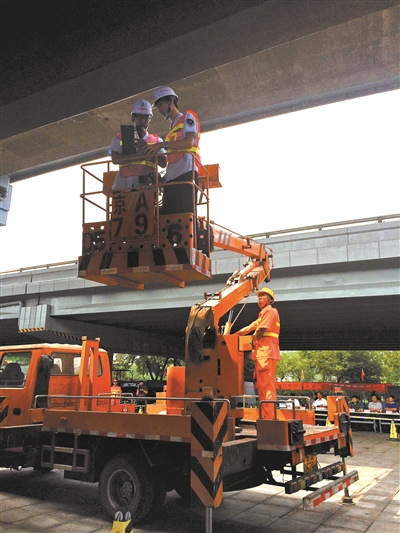 北京三元橋年內(nèi)啟動換梁大修撞卡橋事故是主因