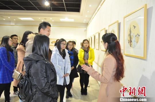廣西學(xué)院派書畫名家集中展示“扇面作品”