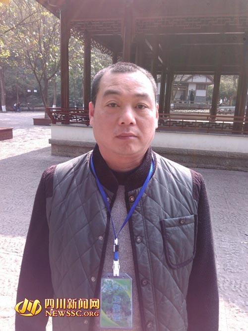 四川女子將10歲女兒推入湖中 漠然看其水中掙扎