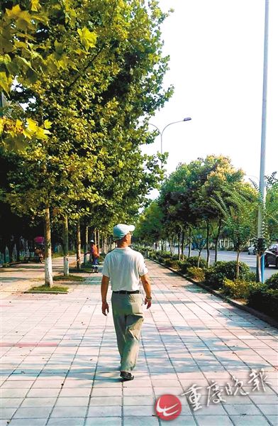父親欲給兒子轉(zhuǎn)5萬美元 被要求證明兒子是其兒子