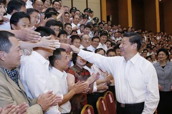2013��8��,��(x��)��ƽ����ꖕ�(hu��)Ҋȫ��(gu��)Ⱥ���w�����M(j��n)��λ�����M(j��n)��(g��)�˴�����ȫ��(gu��)�w��ϵ�y(t��ng)���M(j��n)���w�����M(j��n)�����ߴ�������Դ:���A�W(w��ng)