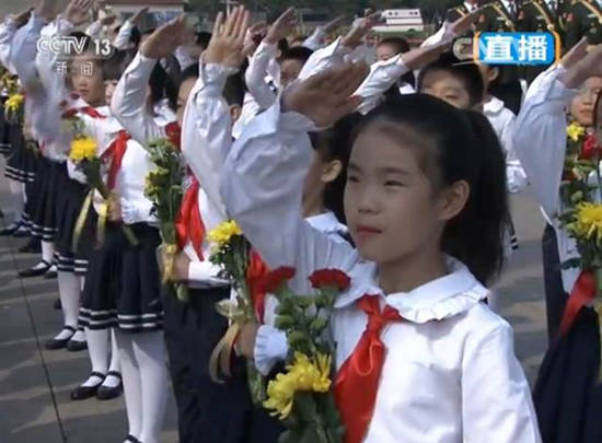 Ⱥ�����ǰ�����й����룬ȫ��(gu��)�˴�ί��(hu��)����(gu��)��(w��)Ժ��ȫ��(gu��)���f(xi��)������܊ί���������h����ȫ��(gu��)����(li��n)�͟o(w��)�h����ʿ��������F(tu��n)�w�͸���Ⱥ�����ϑ�(zh��n)ʿ����ͬ־����ʿ�H�٣��Ї�(gu��)�������h�(du��)���x���I(xi��n)��9��(g��)���ͻ��@һ�����_(k��i)�����@�tɫ�����ό�(xi��)��������Ӣ���������ࡱ8��(g��)��ɫ��
