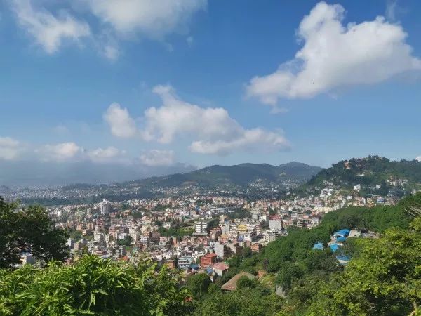��Խϲ�R���ŵ����x����(x��)��ϯ�������L�Ჴ��